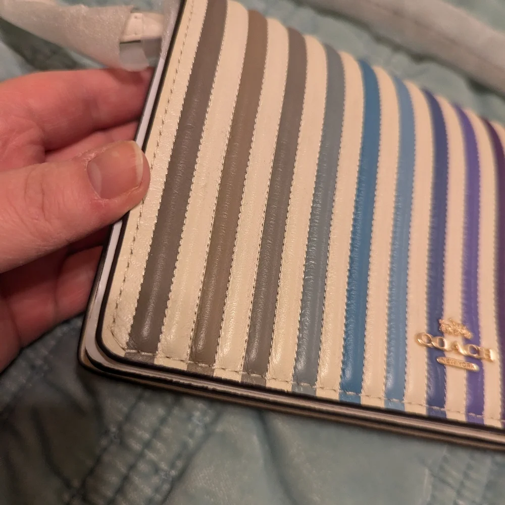 Coach ombre quilted foldover crossbody purse - Picture 4 of 16